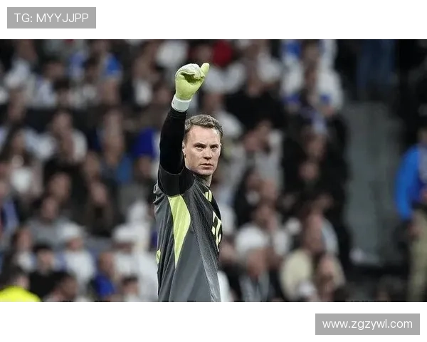 哈曼：巴黎进攻强于拜仁 诺伊尔难辞其咎